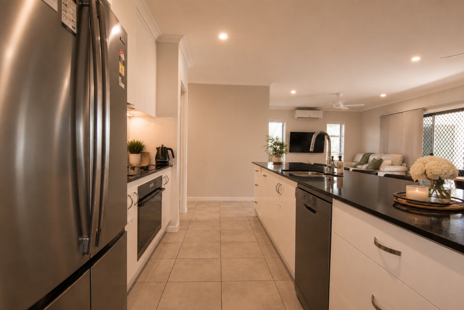 16 Freshwater Drive, Branyan  QLD  4670