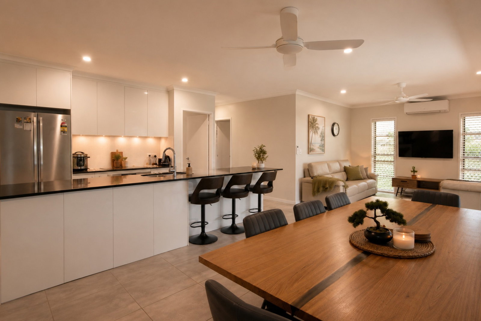 16 Freshwater Drive, Branyan  QLD  4670