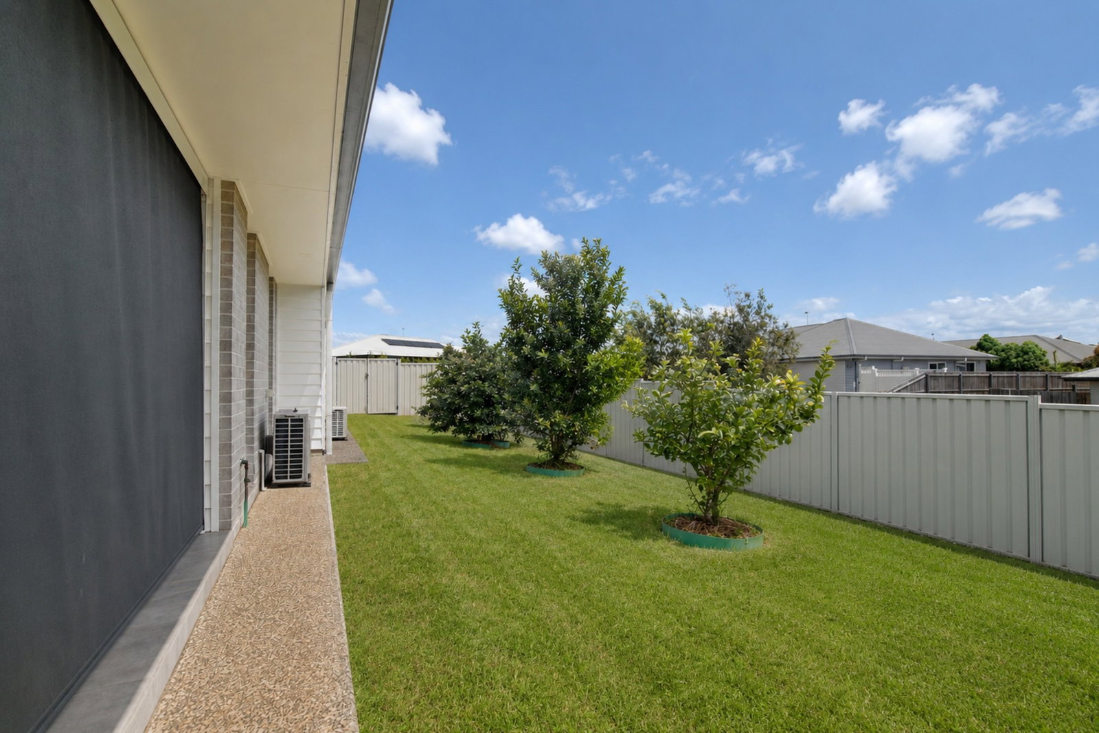 16 Freshwater Drive, Branyan  QLD  4670