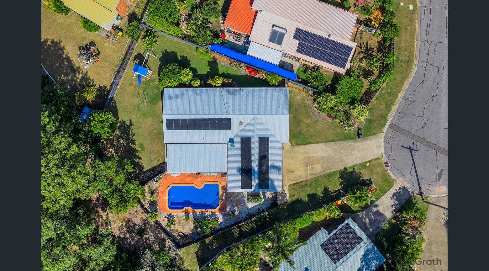 3 Eloise Court, Clinton  QLD  4680