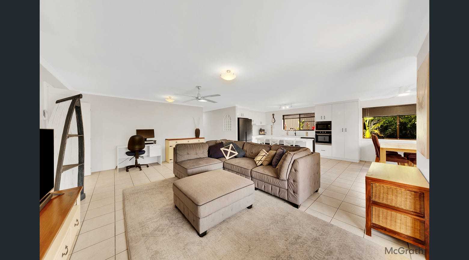 3 Eloise Court, Clinton  QLD  4680
