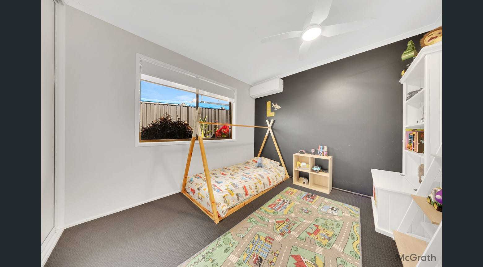 3 Eloise Court, Clinton  QLD  4680