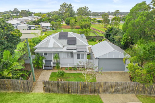 137 Jupiter Street, Maryborough  QLD  4650