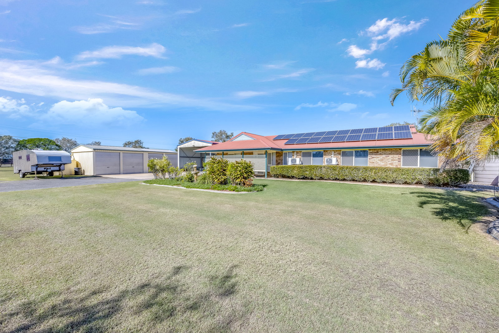 34 Polo Place, Branyan  QLD  4670