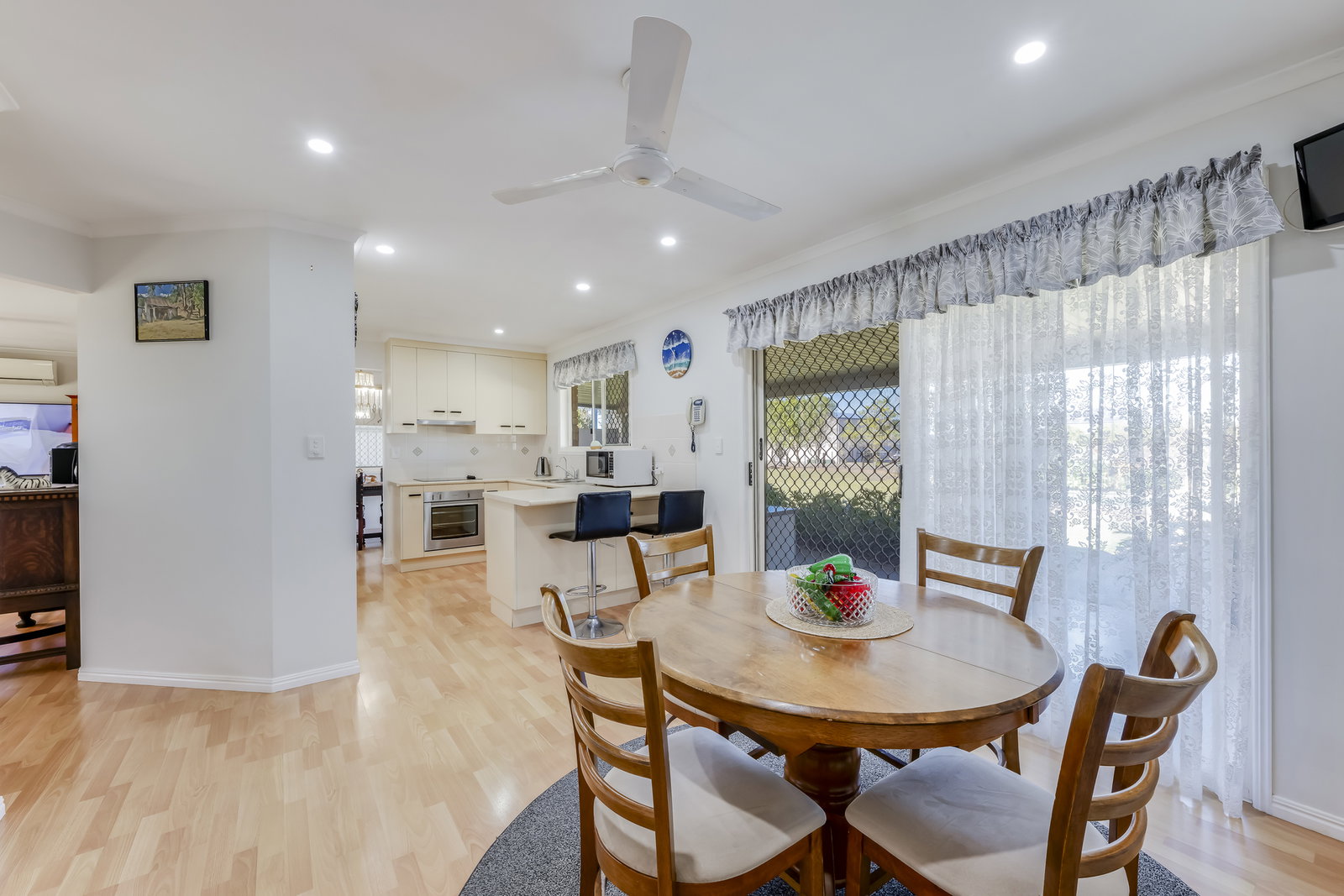 34 Polo Place, Branyan  QLD  4670