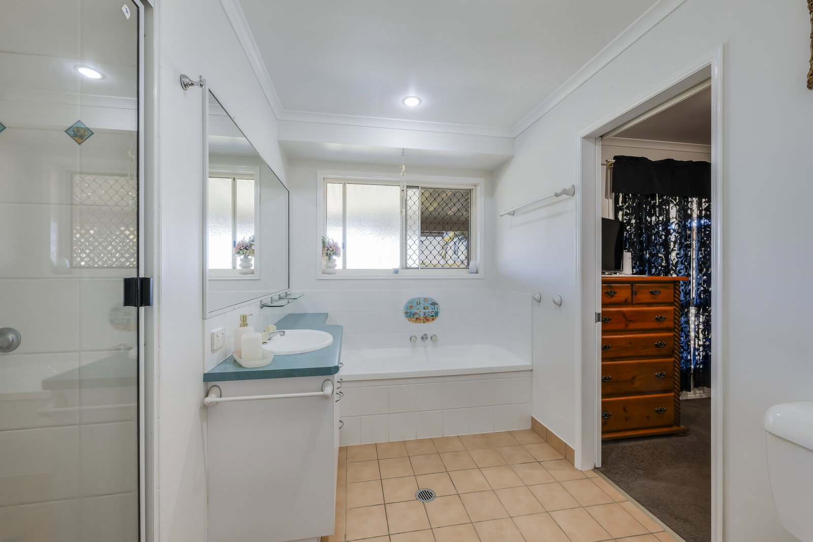 34 Polo Place, Branyan  QLD  4670