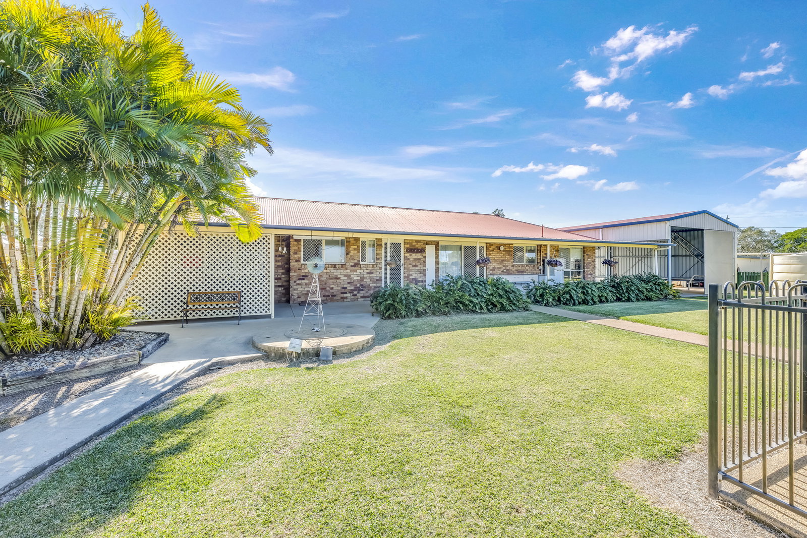34 Polo Place, Branyan  QLD  4670
