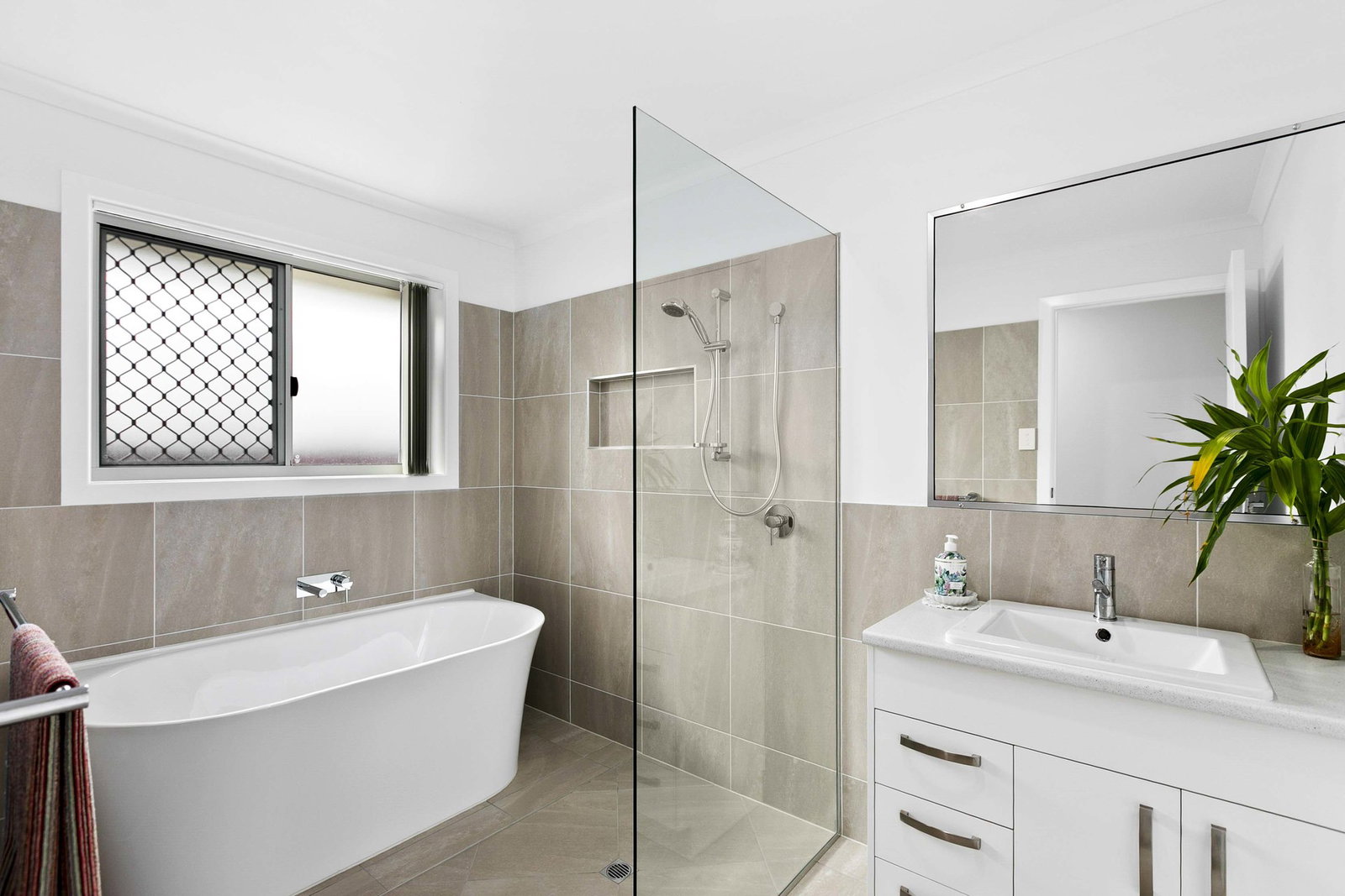 12 Satinash Court, Tinana  QLD  4650