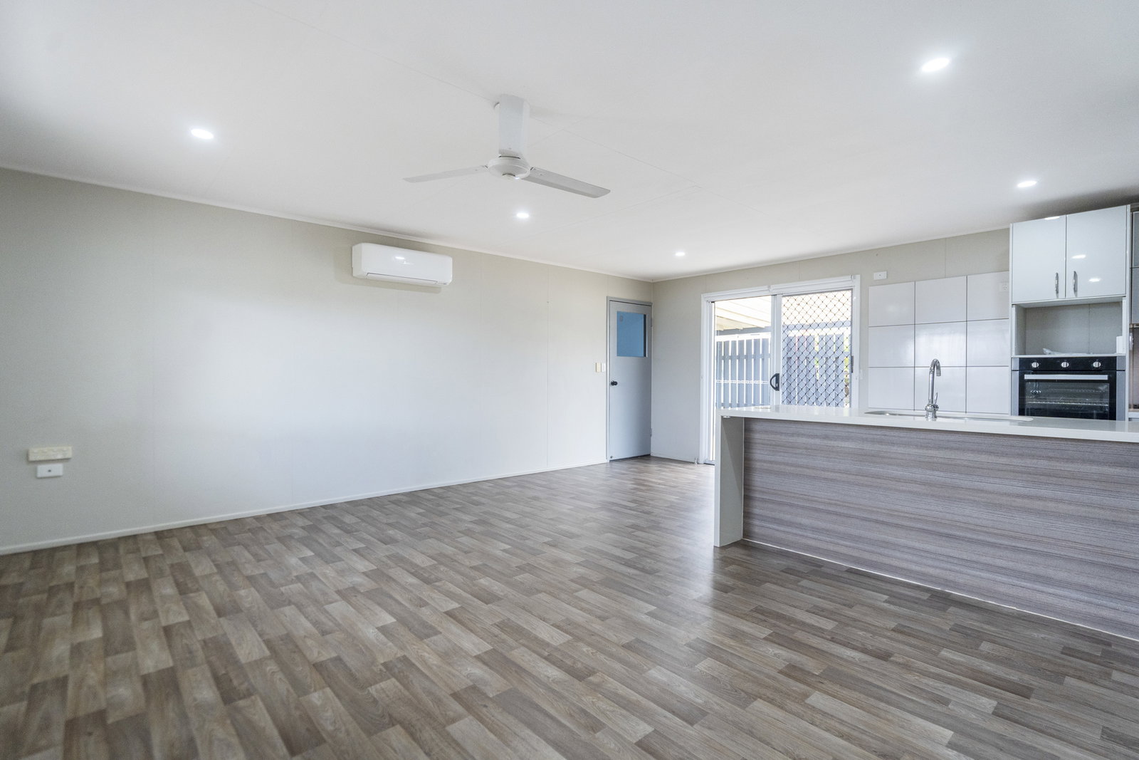 23 The Boulevarde, Avoca  QLD  4670