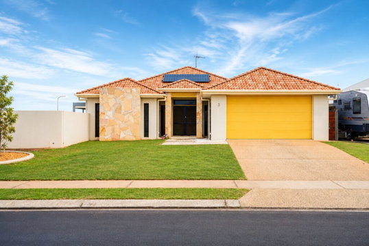 3 Chantilly Street, Bargara  QLD  4670