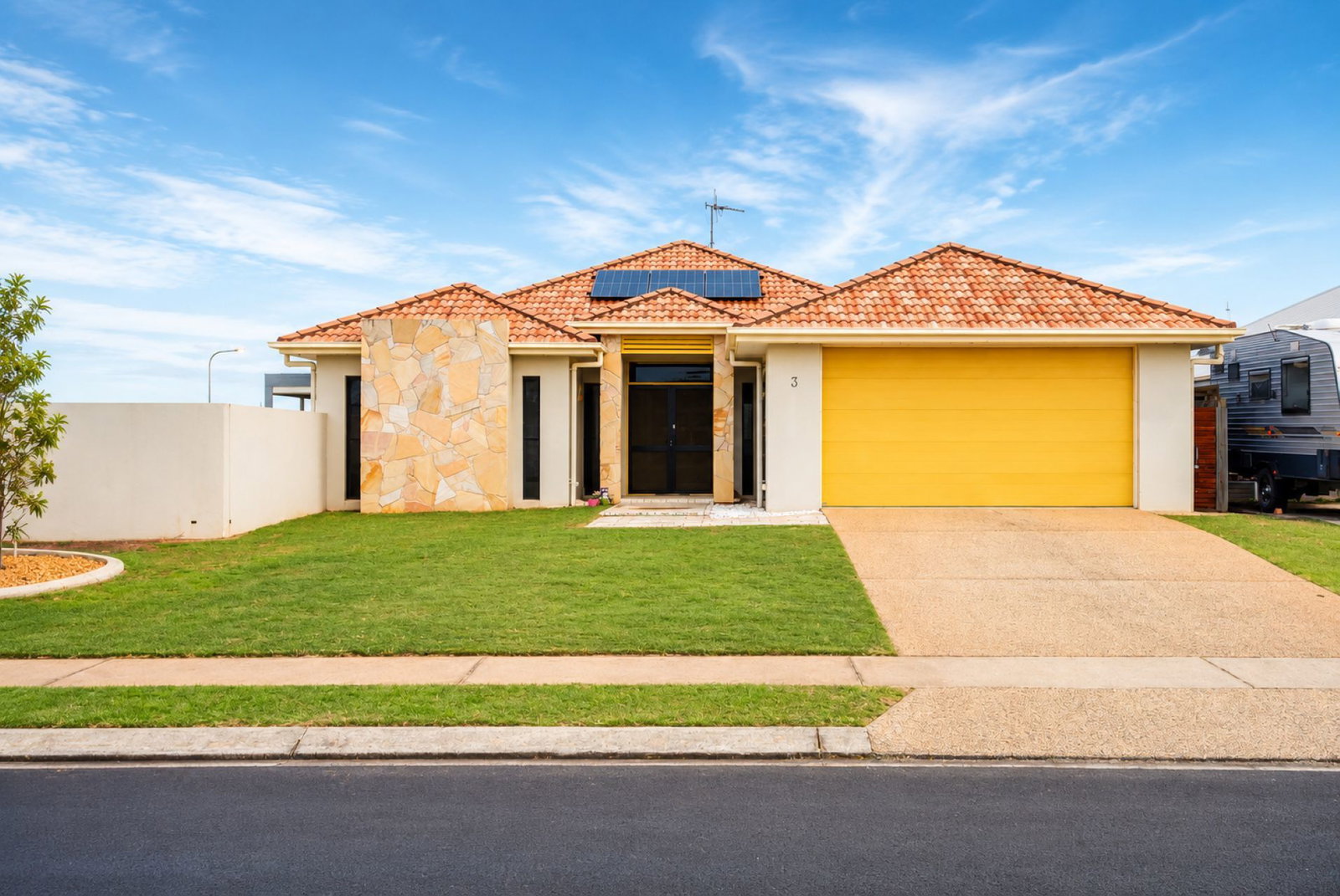3 Chantilly Street, Bargara  QLD  4670