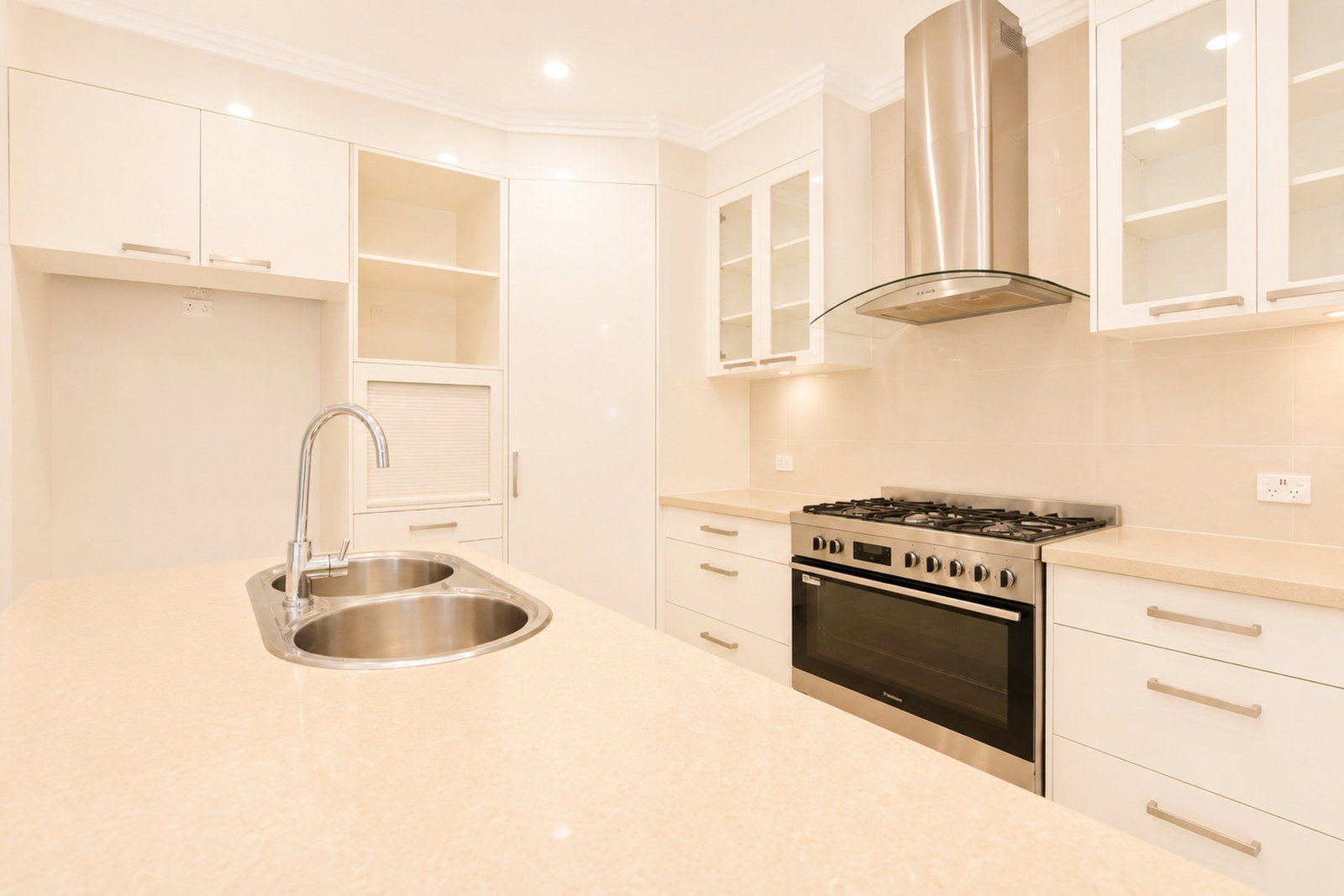 3 Chantilly Street, Bargara  QLD  4670
