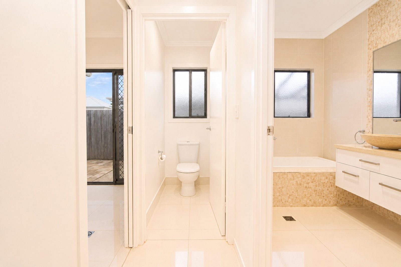 3 Chantilly Street, Bargara  QLD  4670