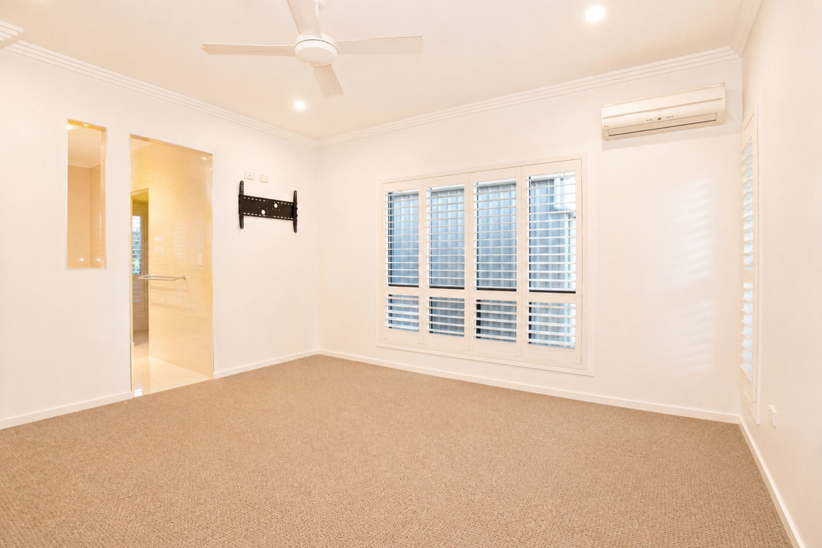 3 Chantilly Street, Bargara  QLD  4670