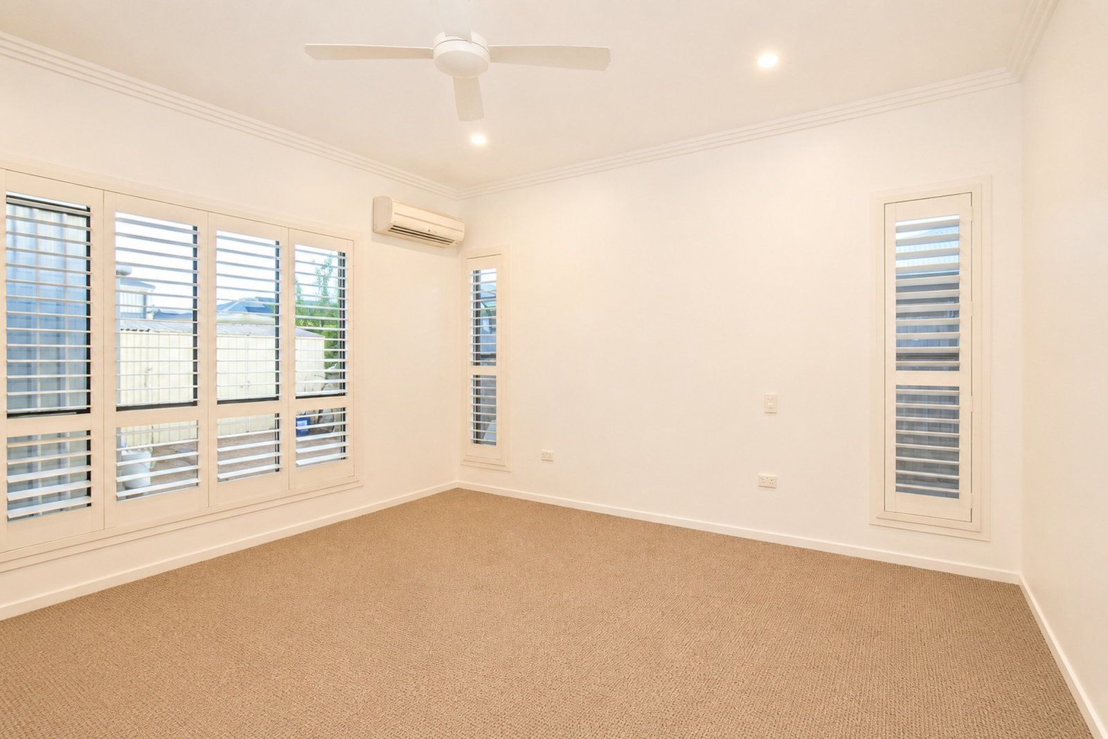 3 Chantilly Street, Bargara  QLD  4670
