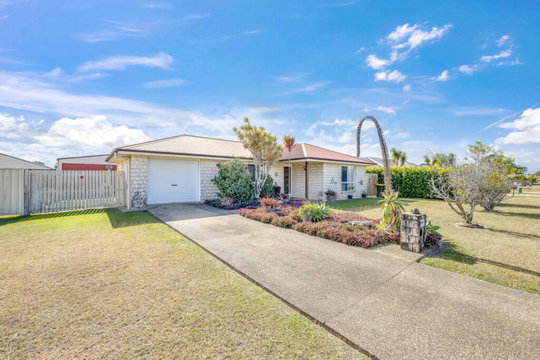 12 Clearview Avenue, Thabeban  QLD  4670