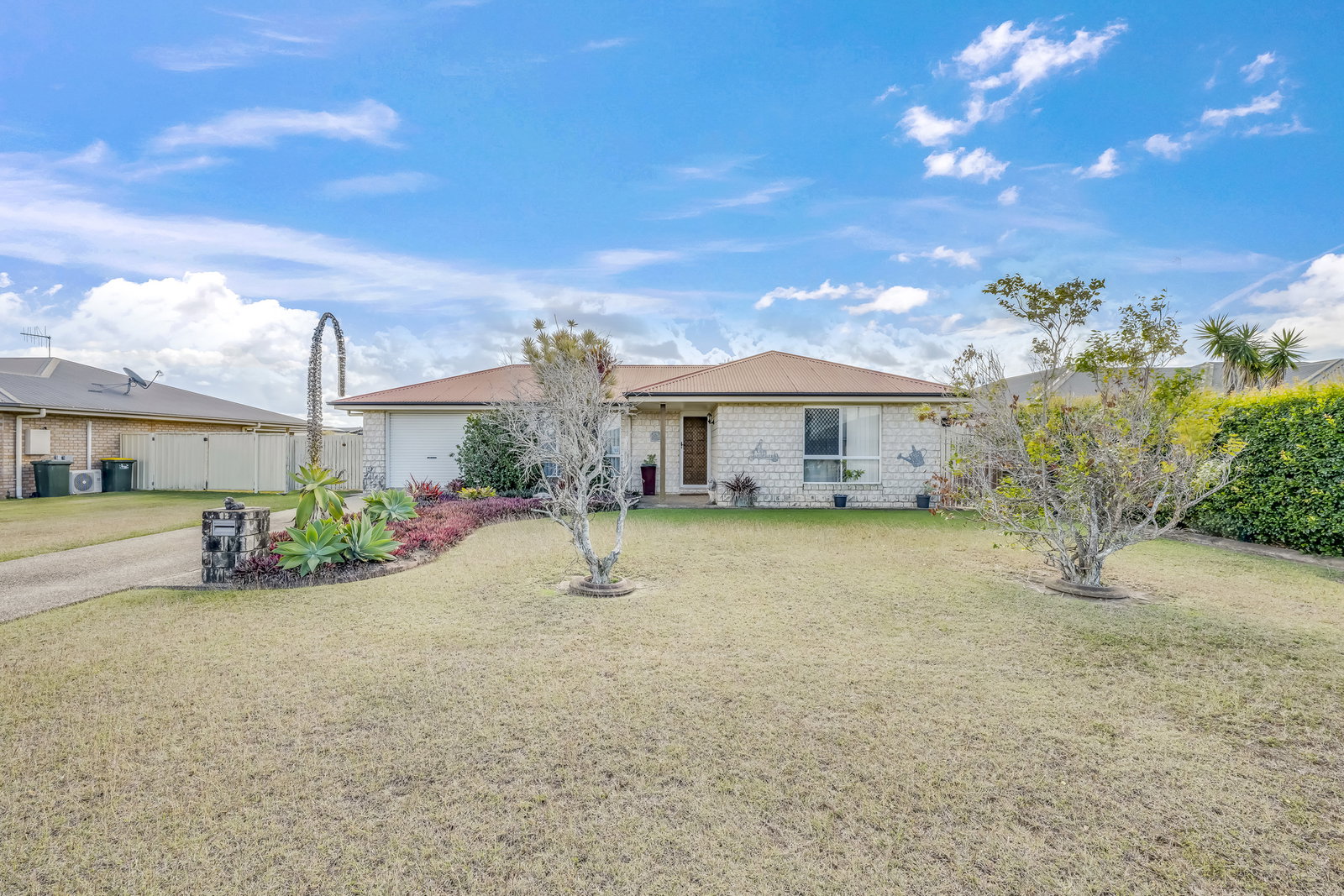 12 Clearview Avenue, Thabeban  QLD  4670