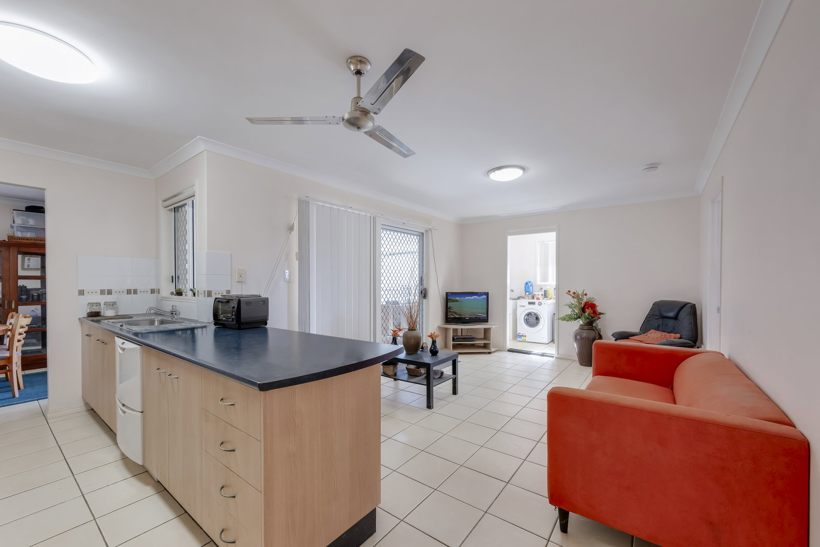 12 Clearview Avenue, Thabeban  QLD  4670