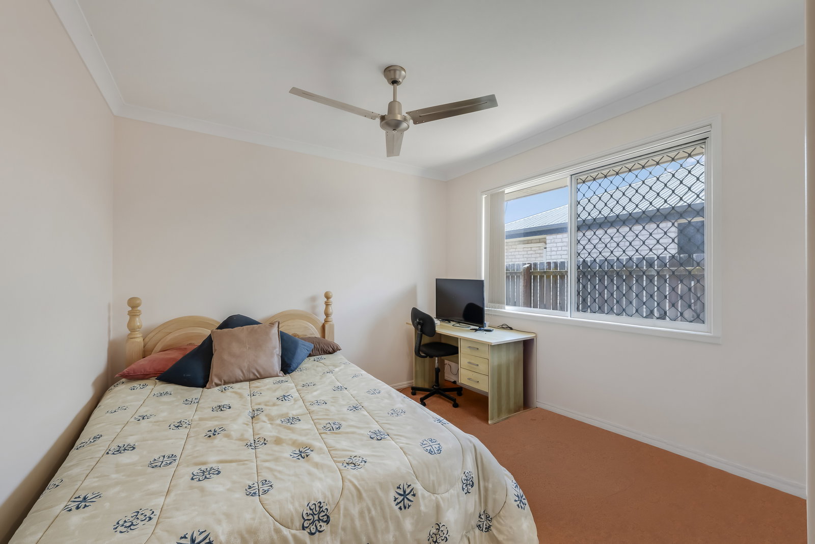 12 Clearview Avenue, Thabeban  QLD  4670