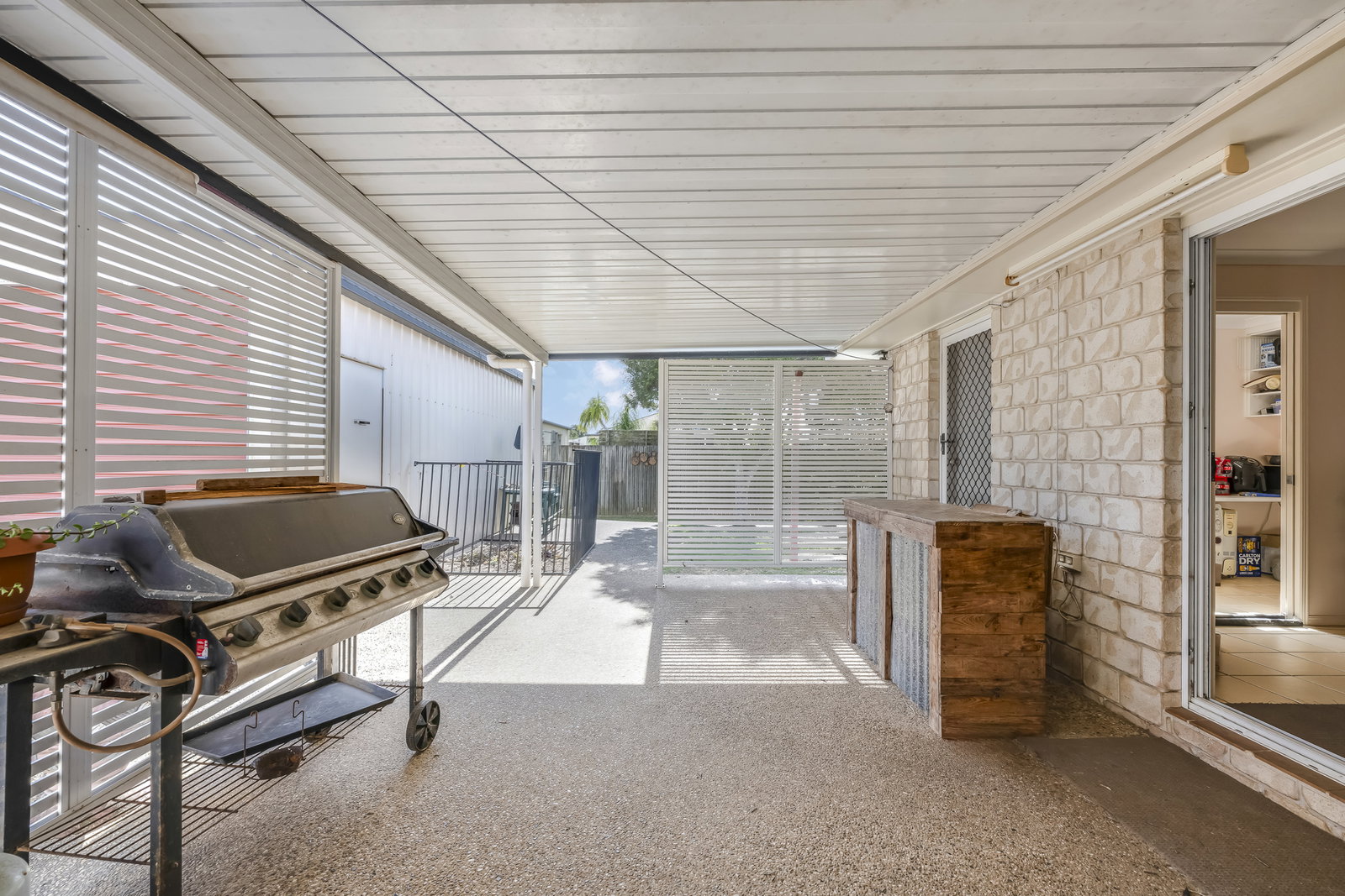12 Clearview Avenue, Thabeban  QLD  4670