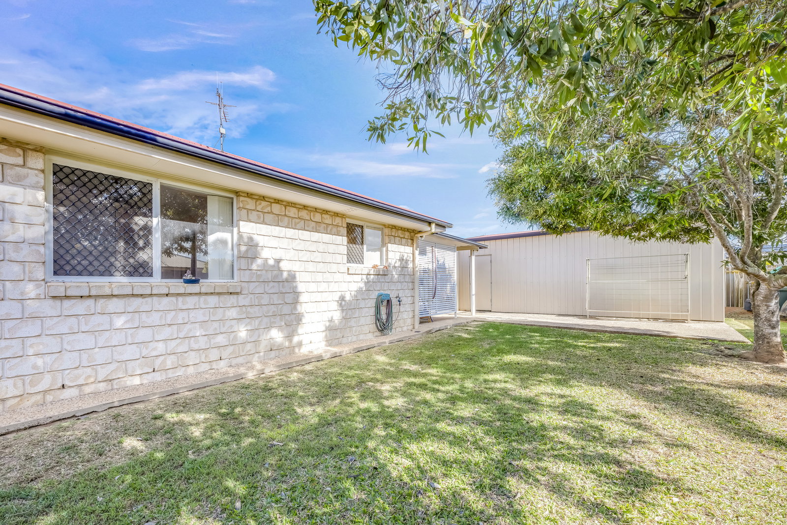 12 Clearview Avenue, Thabeban  QLD  4670