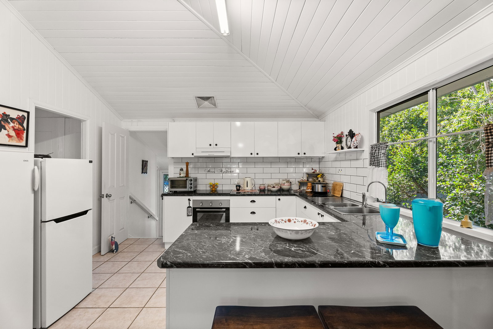 11 Nuneaton Street, Maryborough  QLD  4650
