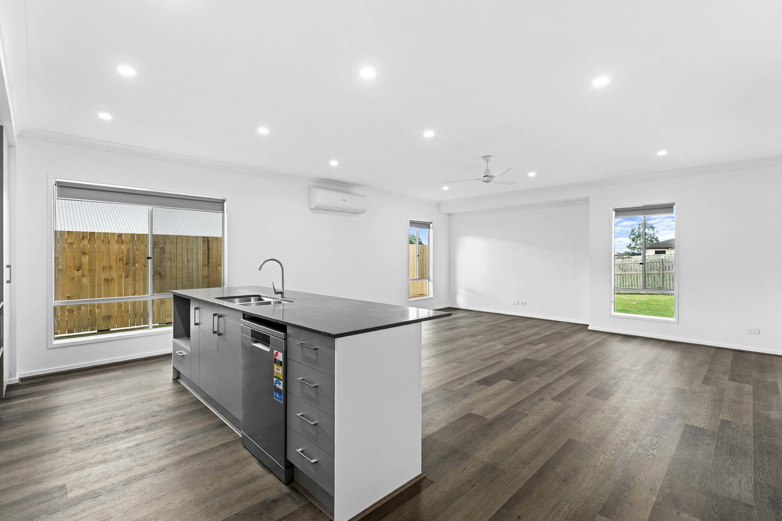 3 Oakwood Drive, Tinana  QLD  4650