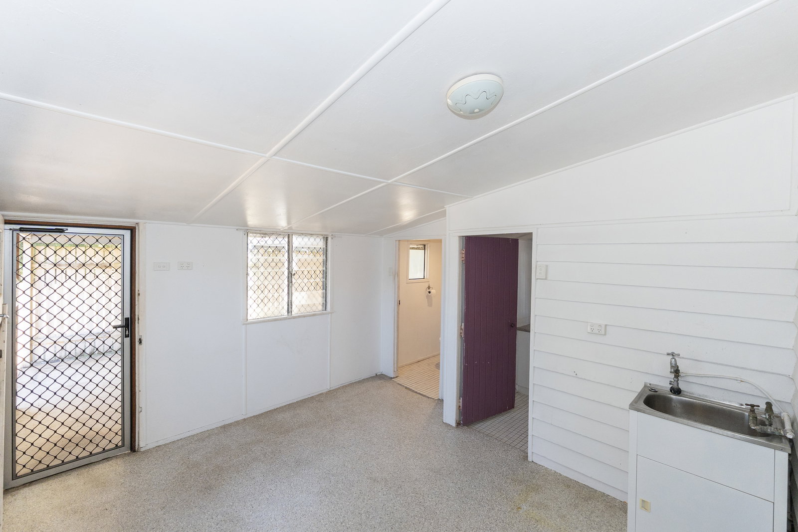 44 Hurst Street, Walkervale  QLD  4670