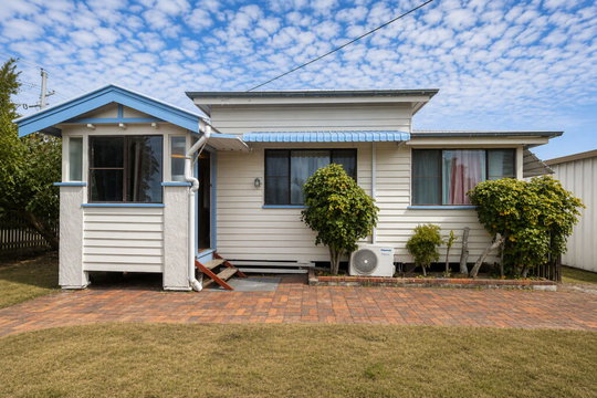 33 Burnett Street, Bundaberg South  QLD  4670