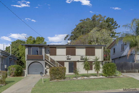 8 Geraldine Street, West Gladstone  QLD  4680