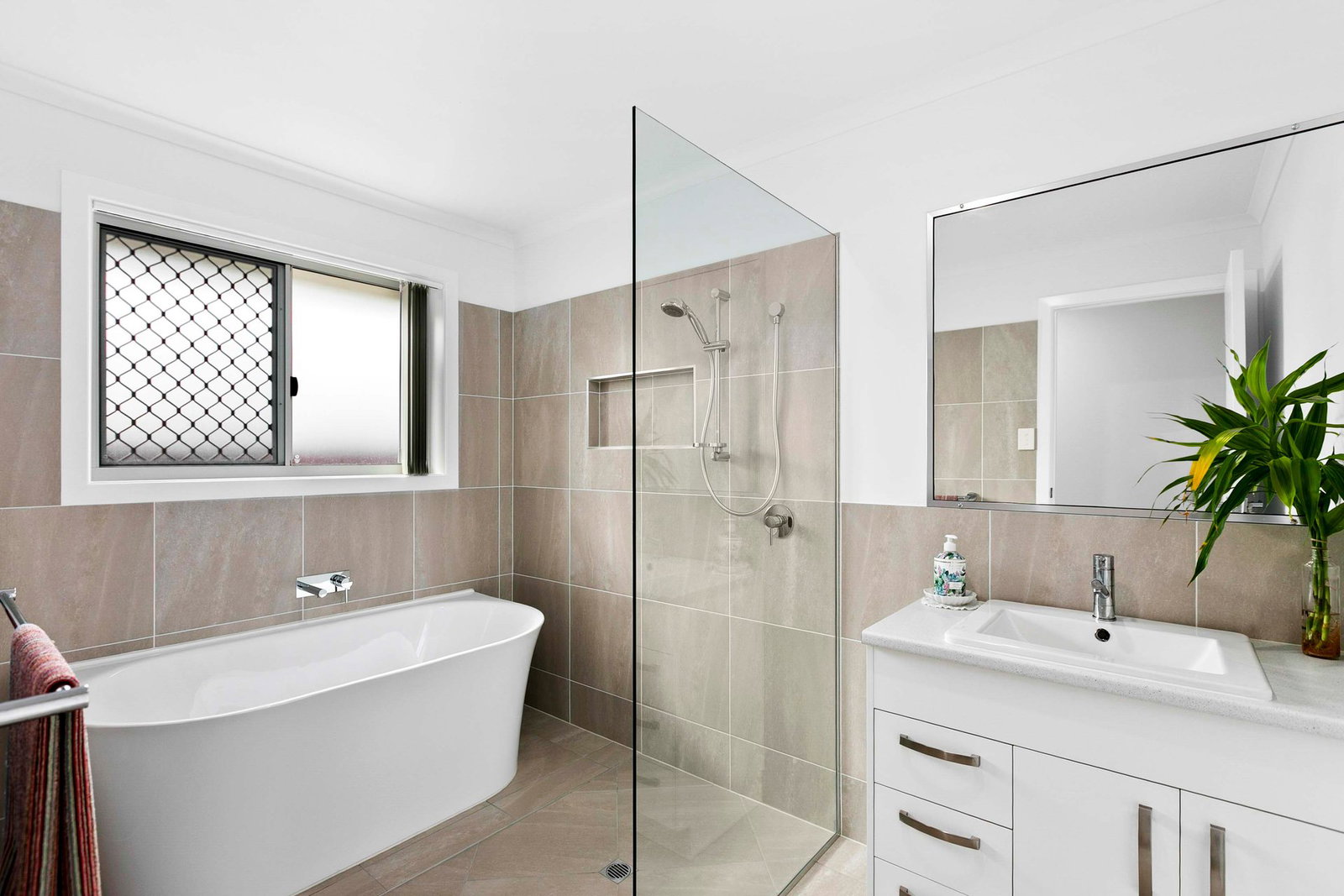 12 Satinash Court, Tinana  QLD  4650