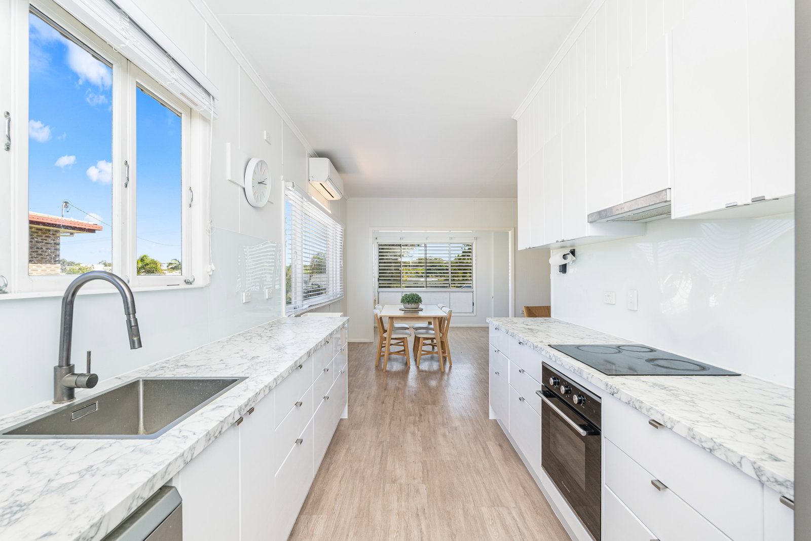 84 Miller Street, Urangan  QLD  4655