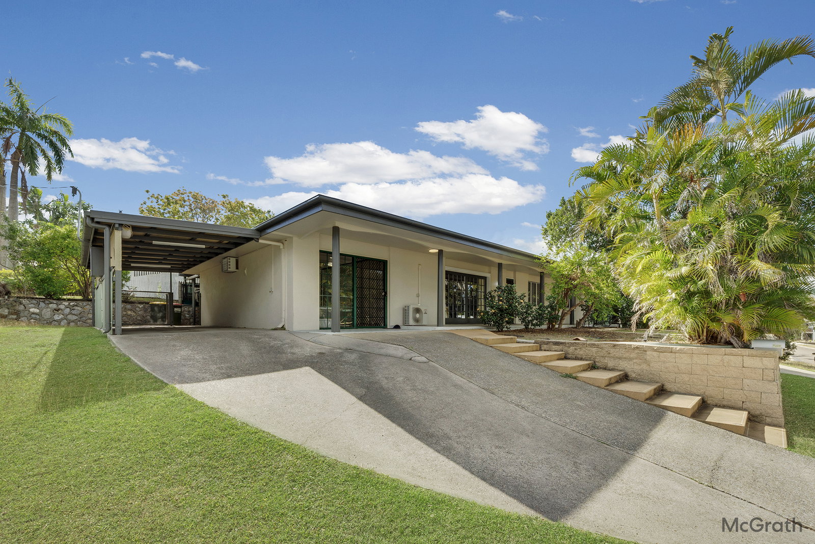 2 Cairncross Street, Sun Valley  QLD  4680