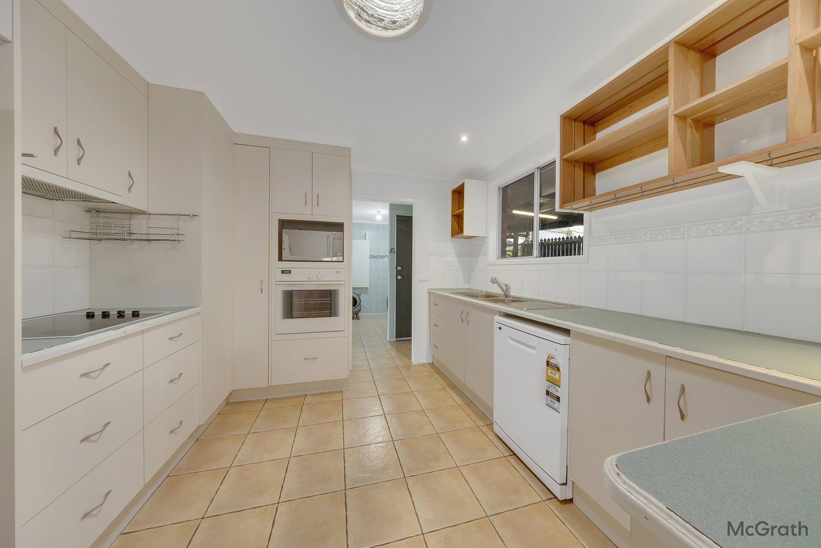 2 Cairncross Street, Sun Valley  QLD  4680