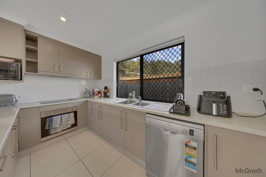 2/3 Brando Lane, West Gladstone  QLD  4680