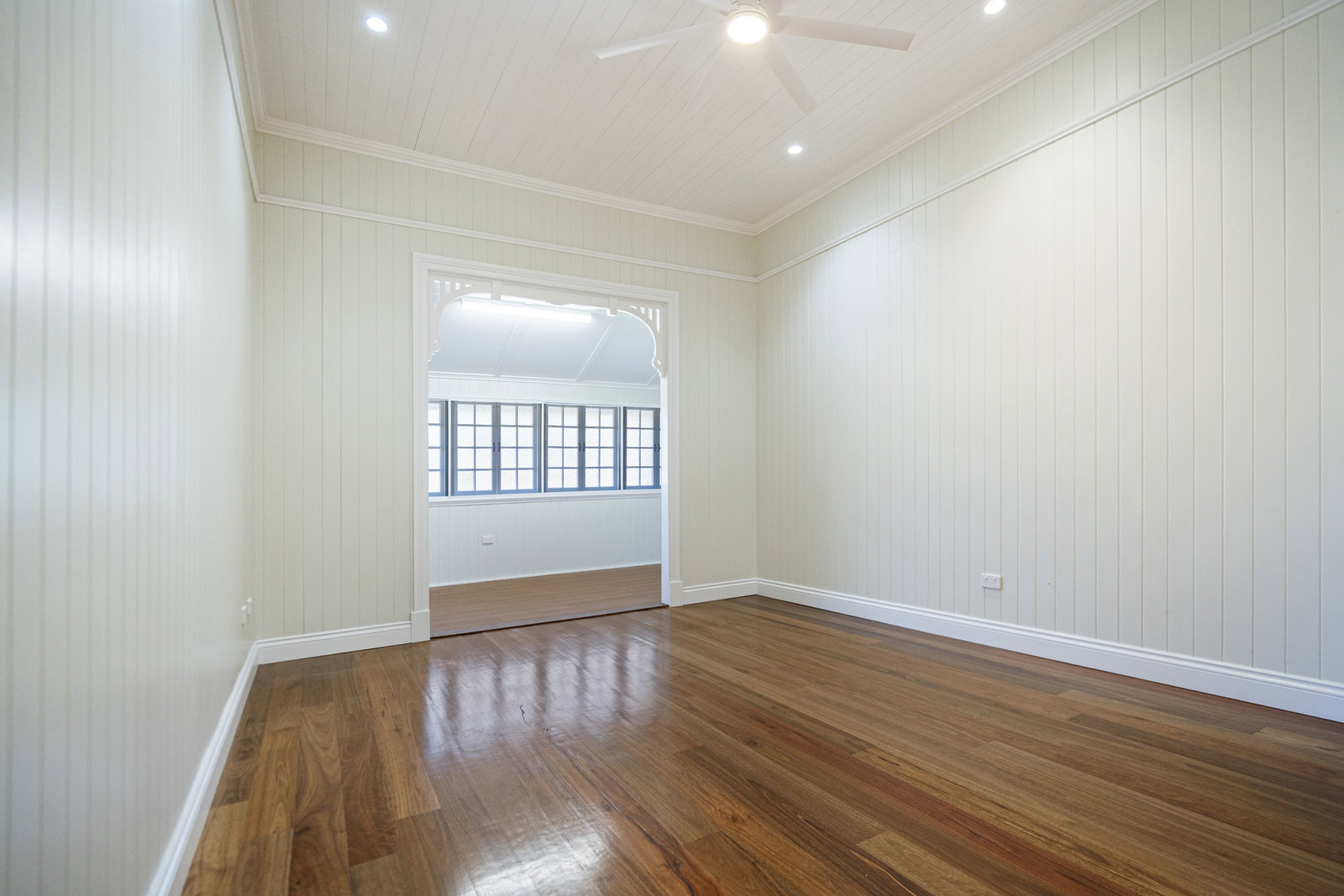 27 Royal Boulevard, Moore Park Beach  QLD  4670