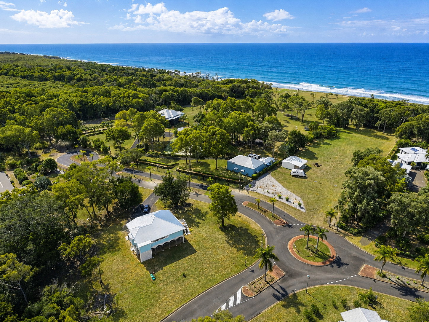 27 Royal Boulevard, Moore Park Beach  QLD  4670