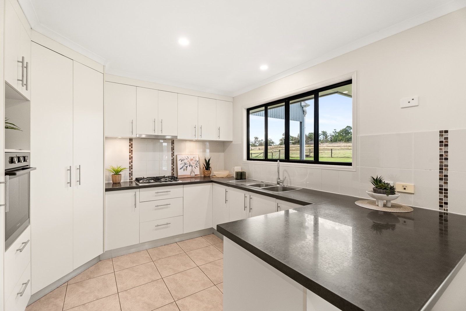 36 Five Mile Road West, Tinana South  QLD  4650