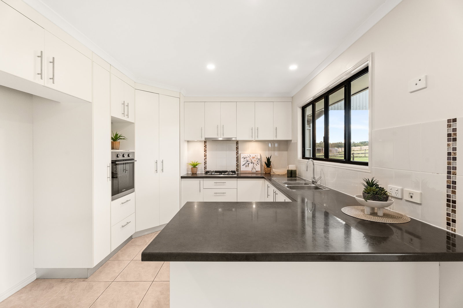 36 Five Mile Road West, Tinana South  QLD  4650