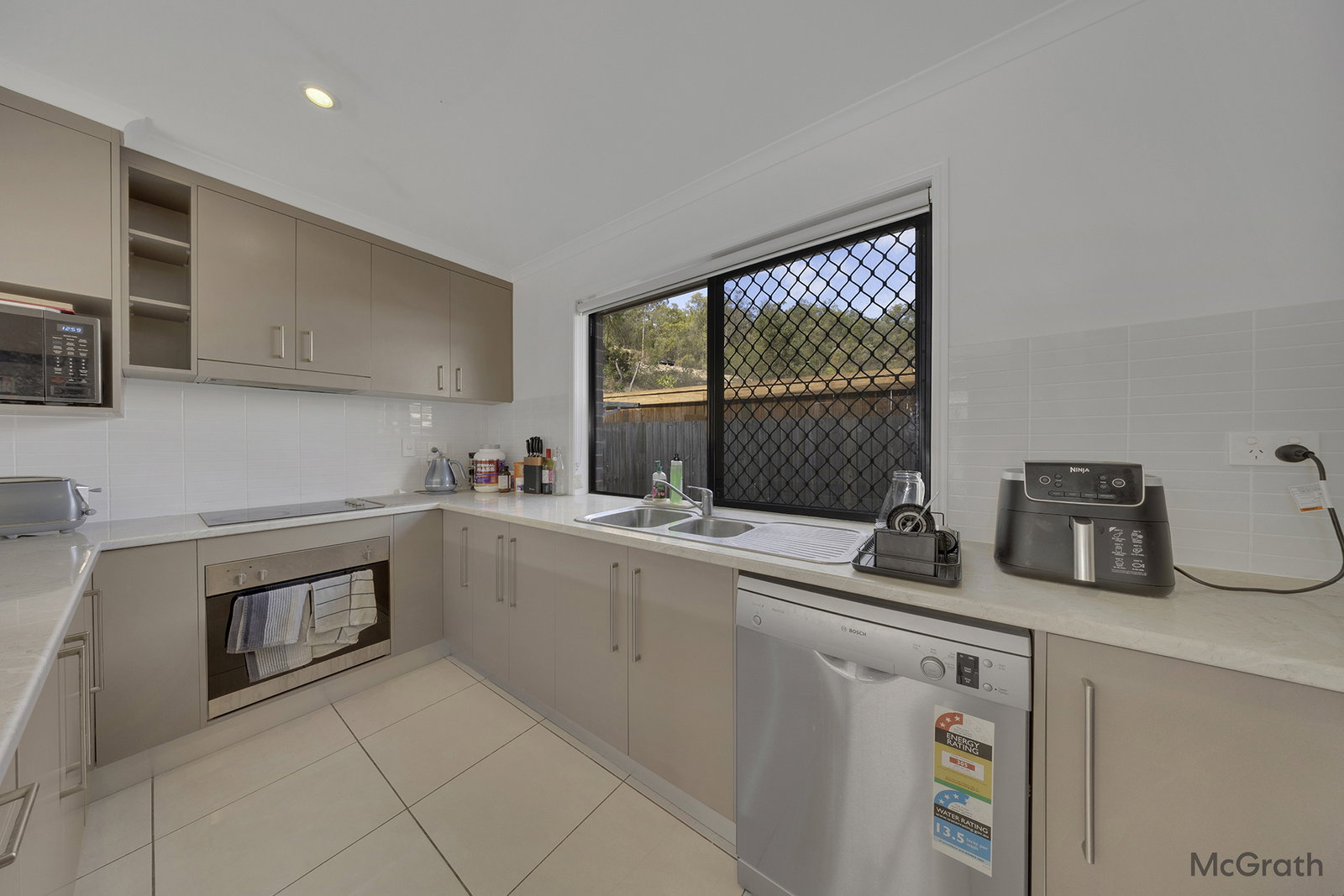 2/3 Brando Lane, West Gladstone  QLD  4680