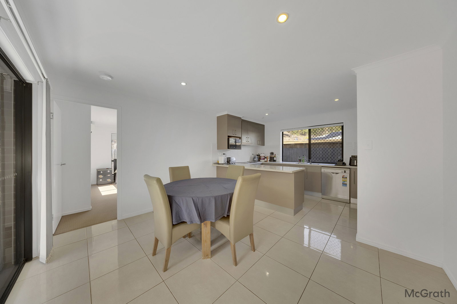 2/3 Brando Lane, West Gladstone  QLD  4680