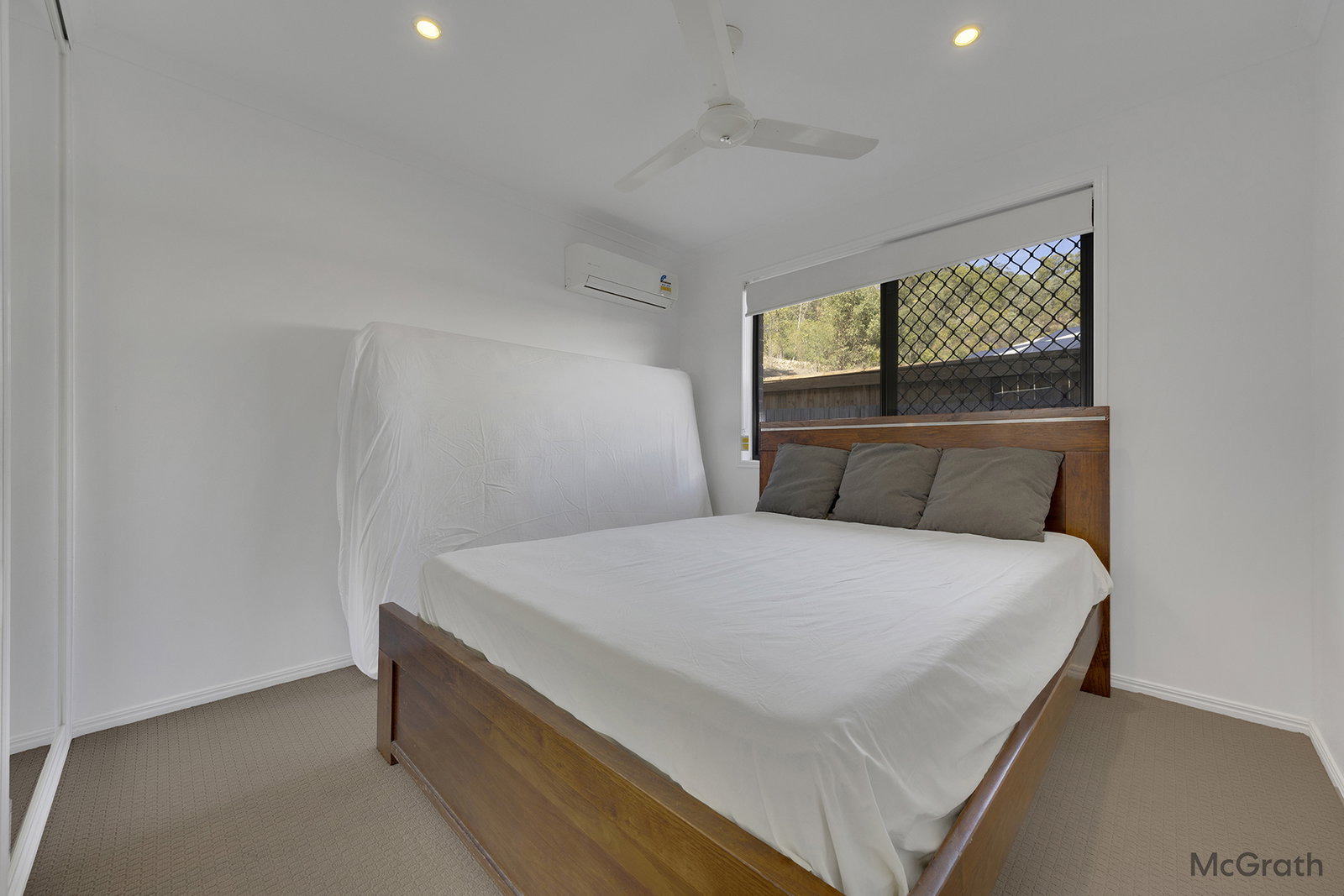 2/3 Brando Lane, West Gladstone  QLD  4680