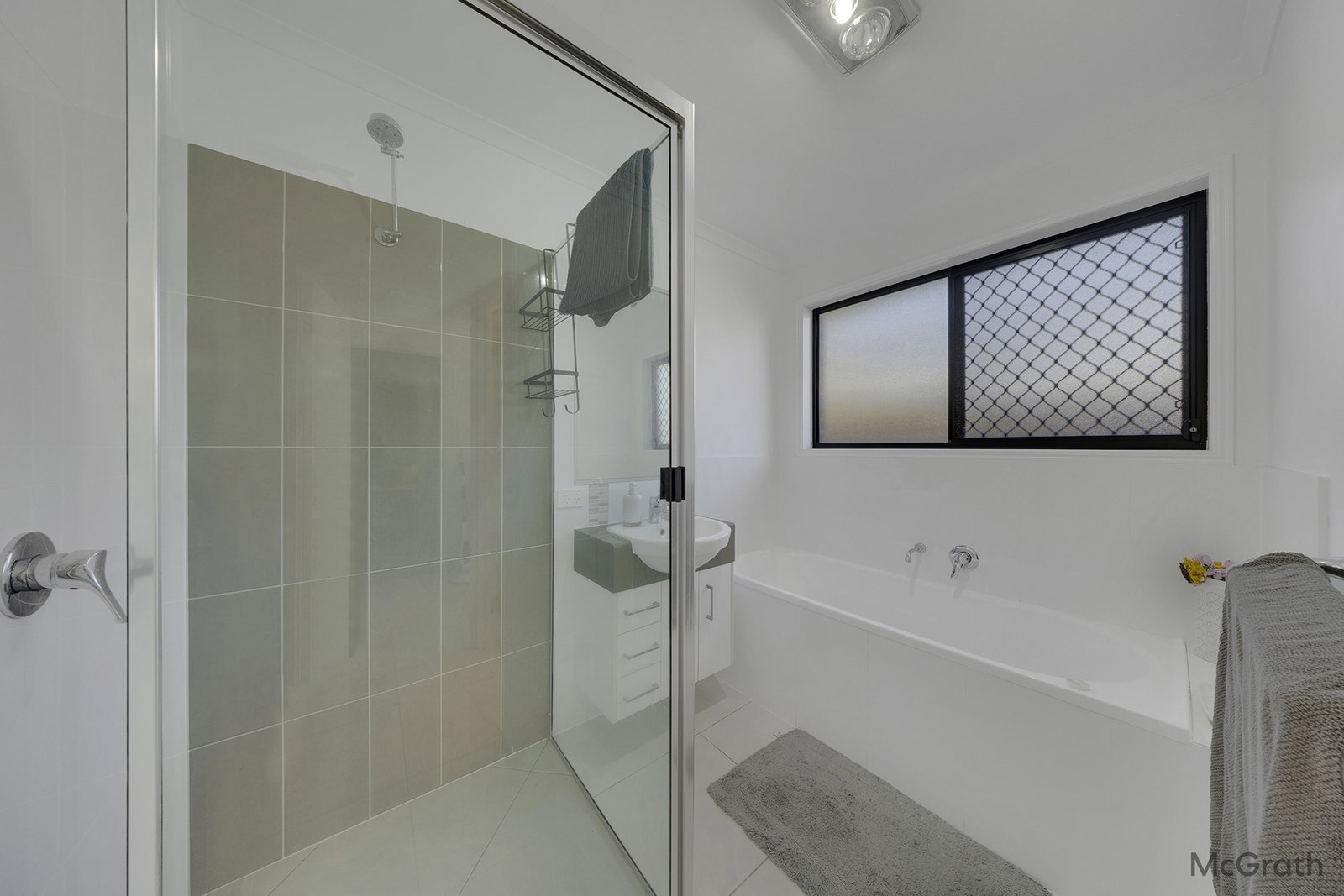 2/3 Brando Lane, West Gladstone  QLD  4680