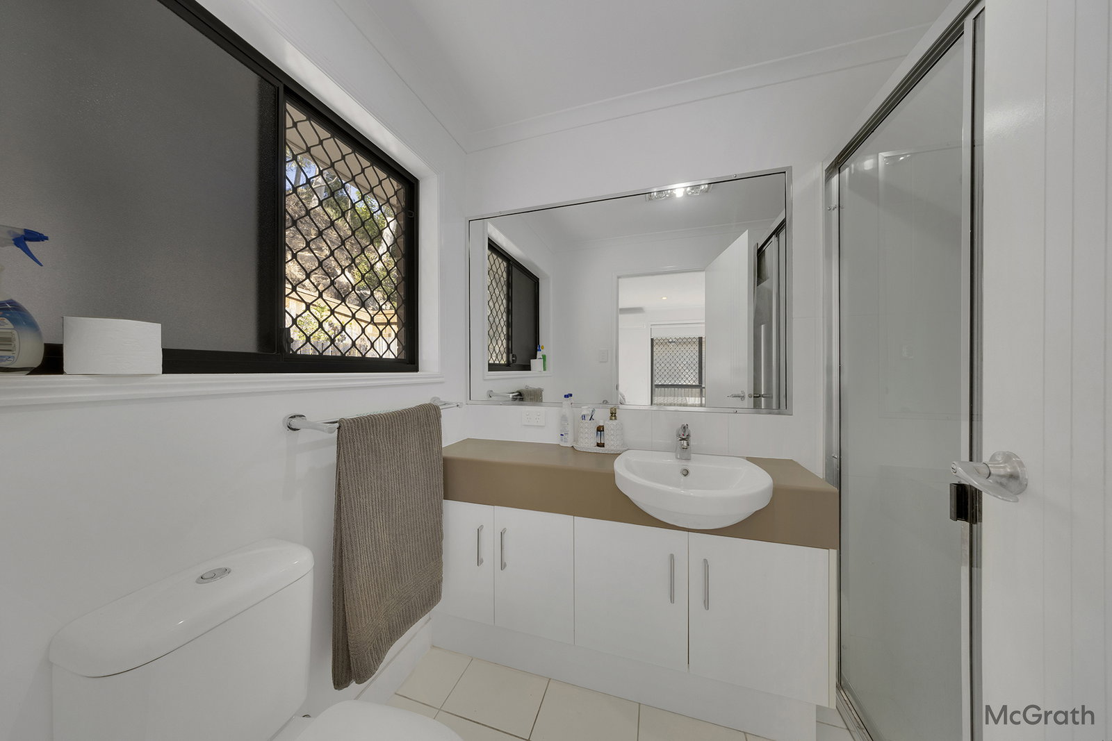 2/3 Brando Lane, West Gladstone  QLD  4680