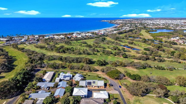 4/2A Tanner Street, Bargara  QLD  4670