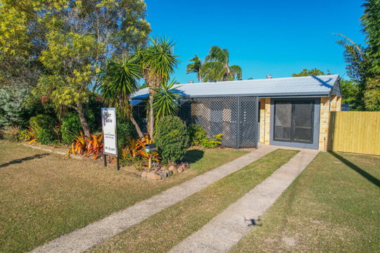 33 Thomas Thomsen Drive, Thabeban  QLD  4670
