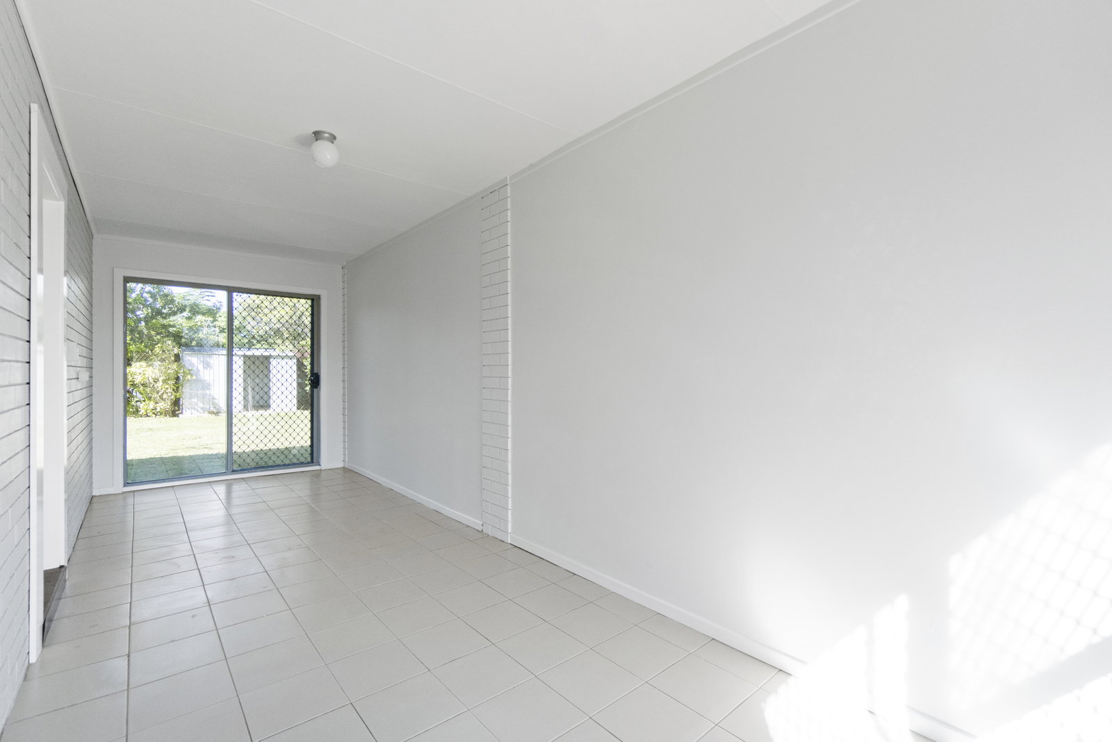 33 Thomas Thomsen Drive, Thabeban  QLD  4670