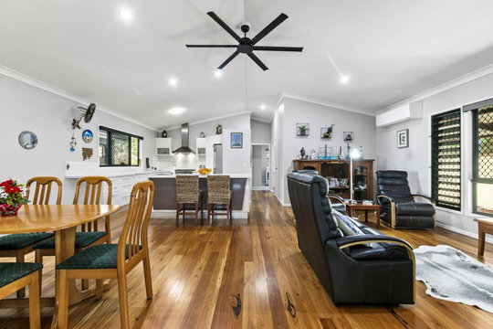44 Livistonia Drive, Poona  QLD  4650