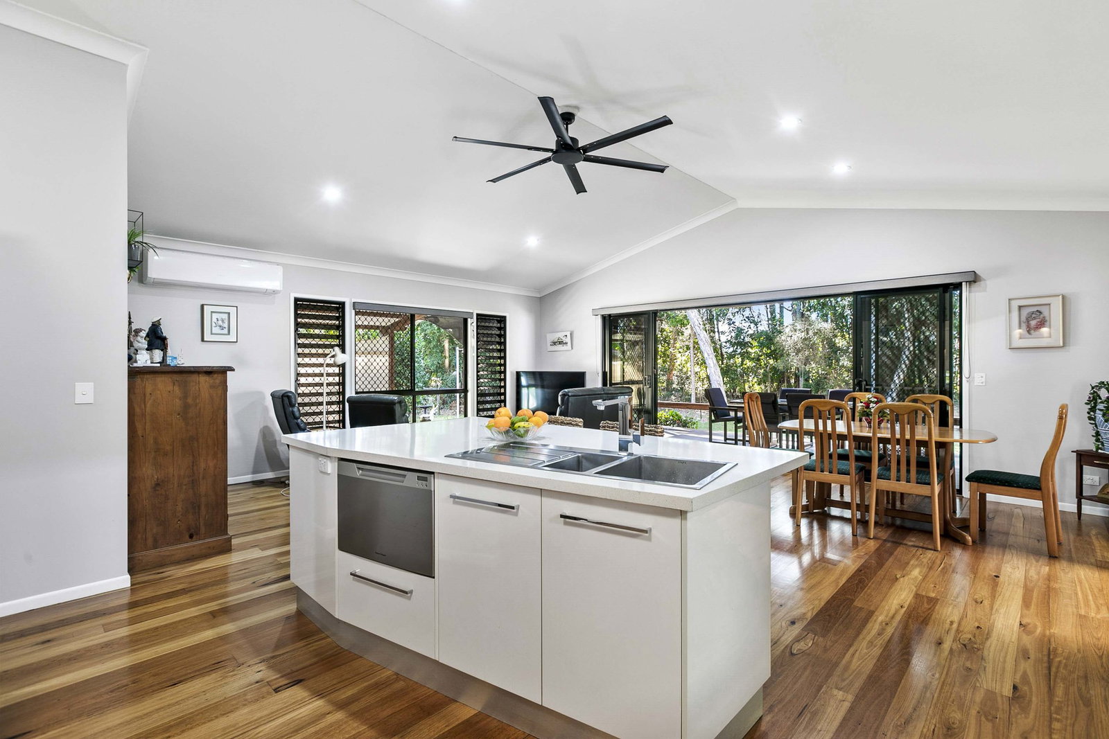 44 Livistonia Drive, Poona  QLD  4650