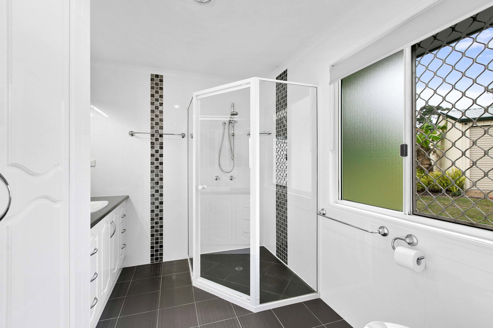 16 Carnaby Street, Bidwill  QLD  4650